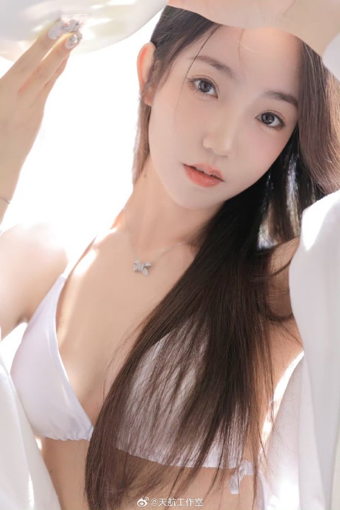 首尔之春 封面